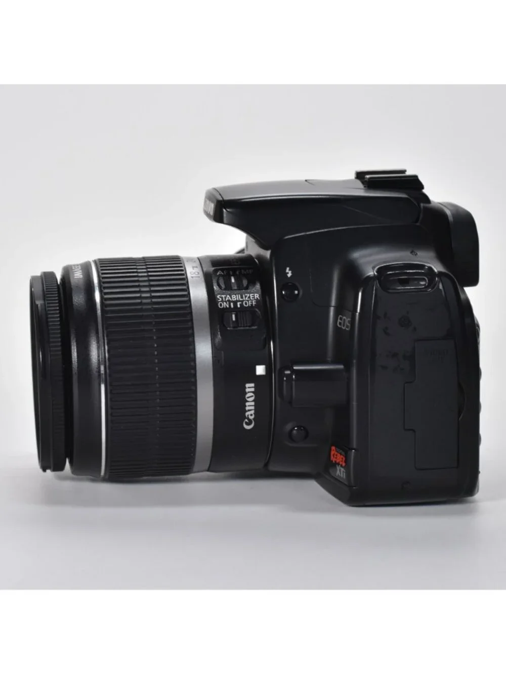 Canon EOS Digital Rebel XTi 400D DSLR 10.1MP EF-S 18-55mm Canon Lens 2GB CF Card